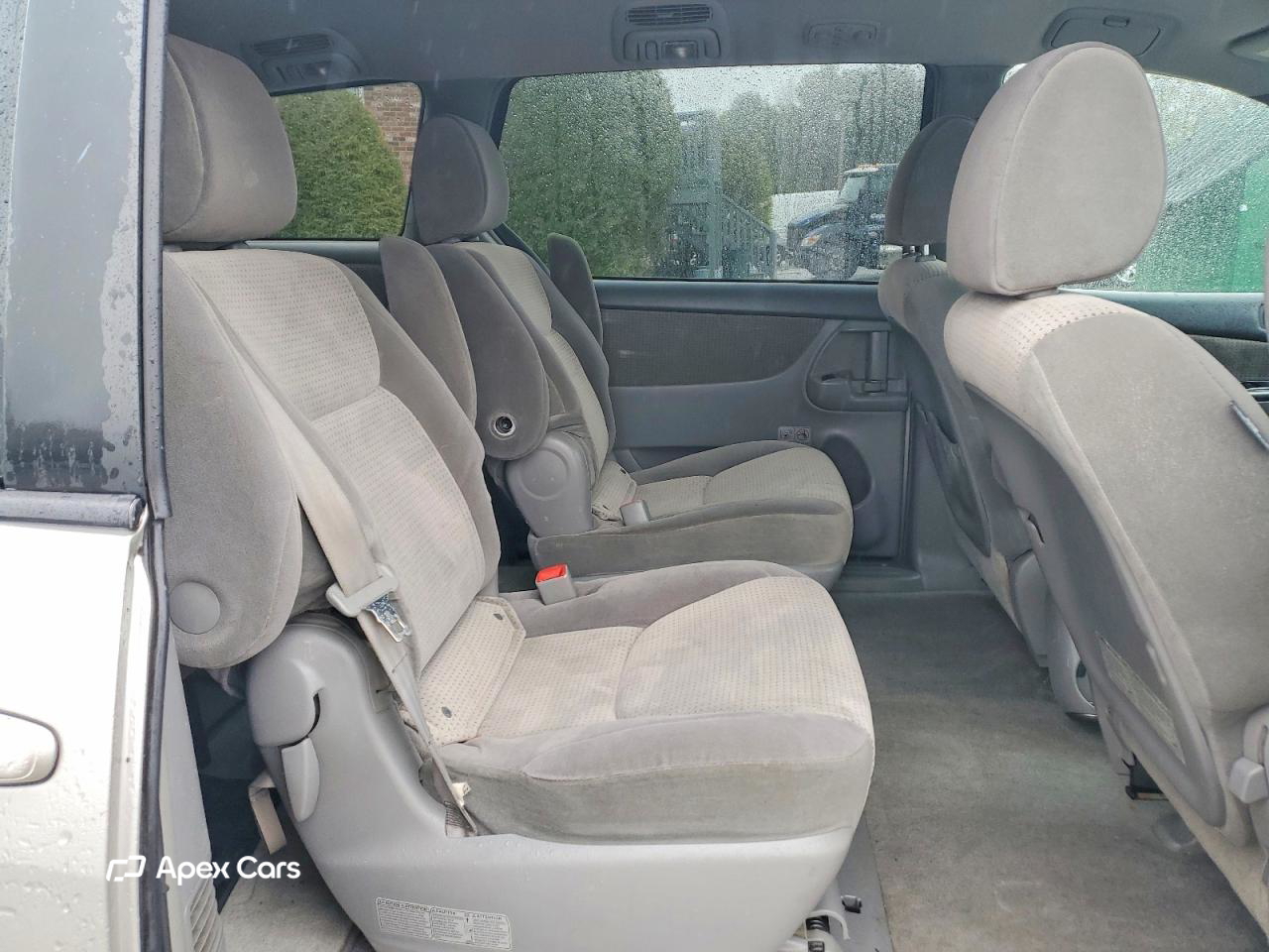 Toyota Sienna 2010
