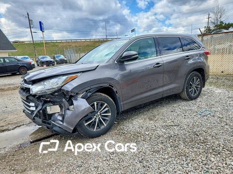 Toyota Highlander 2017 - Image 1 of 14