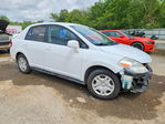 Nissan Versa 2011
