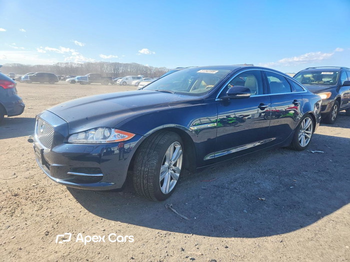 2013 Jaguar XJ - Image 1 of 5