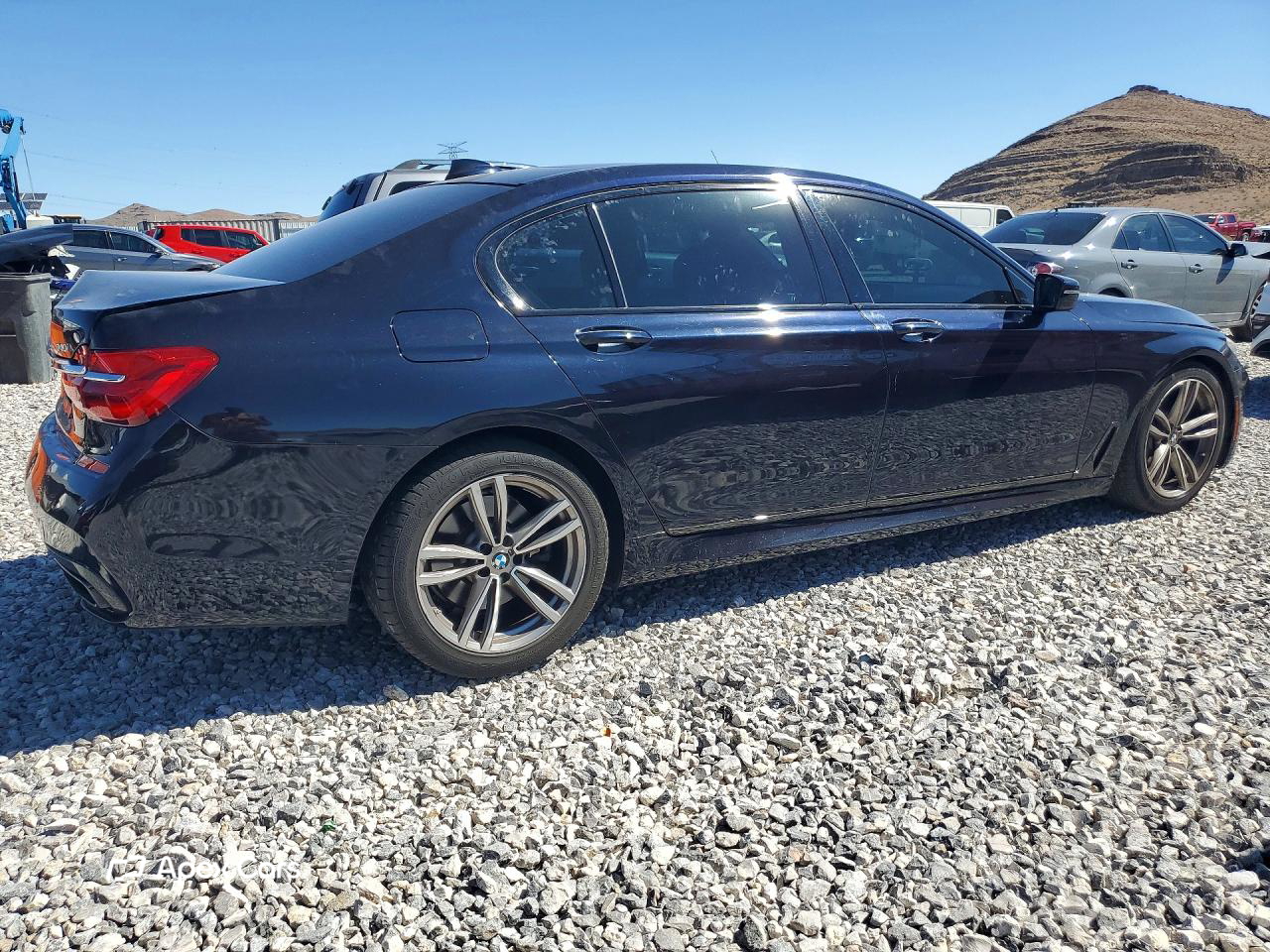BMW Series 7 2016