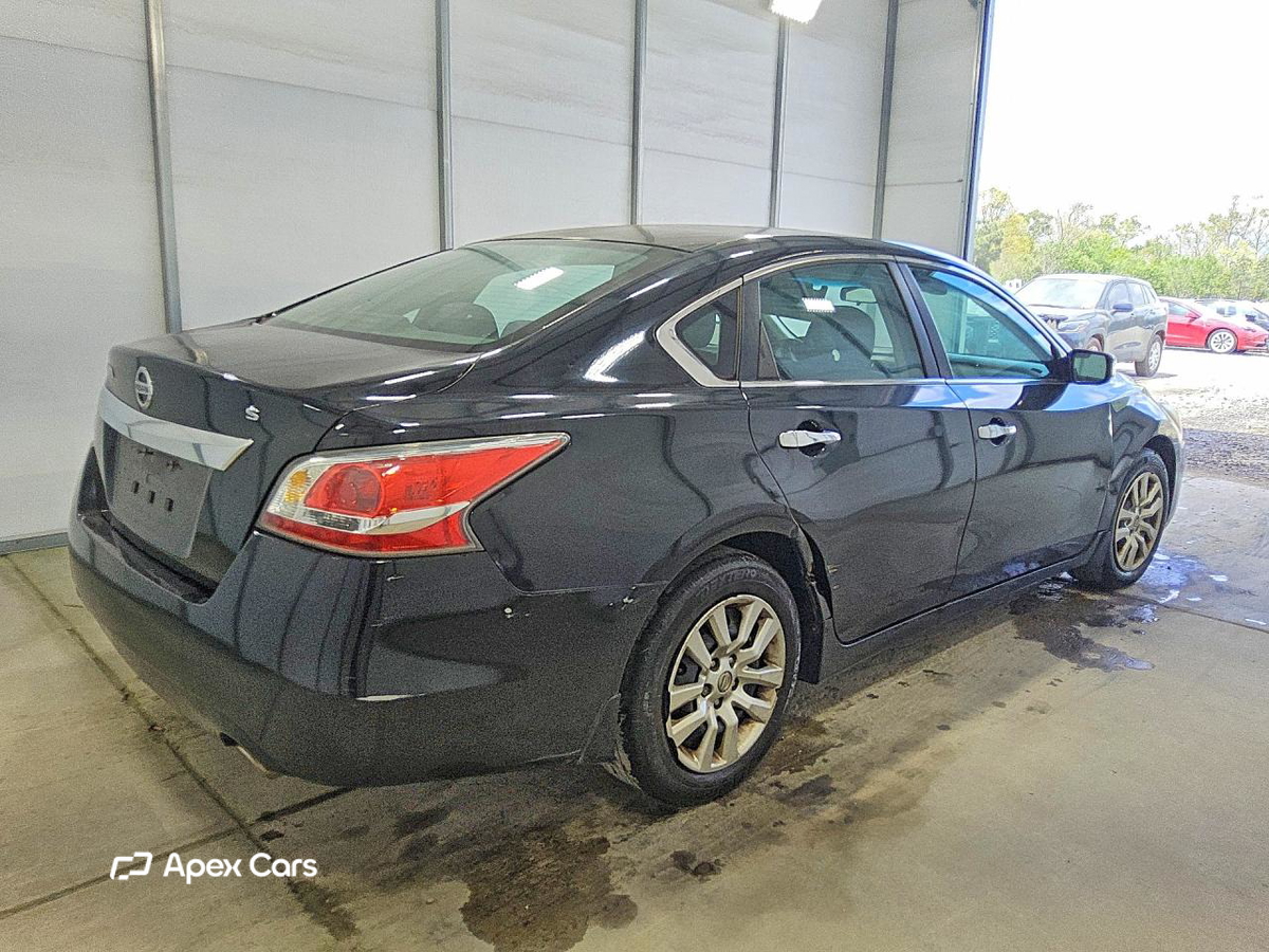 Nissan Altima 2015