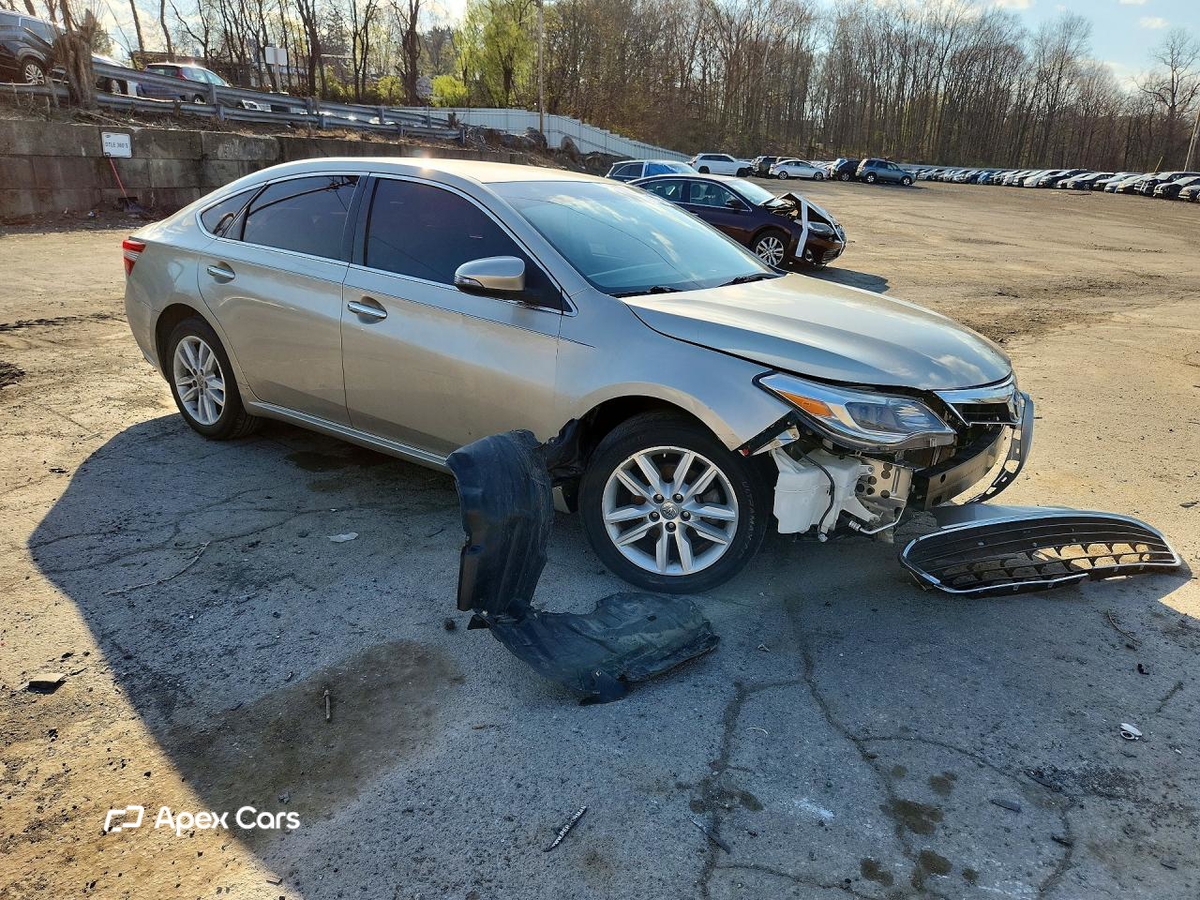 Toyota Avalon 2014