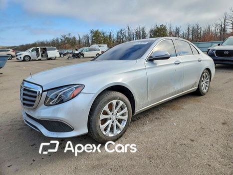 Mercedes-Benz E-klasse 2017 - Image 1 of 13