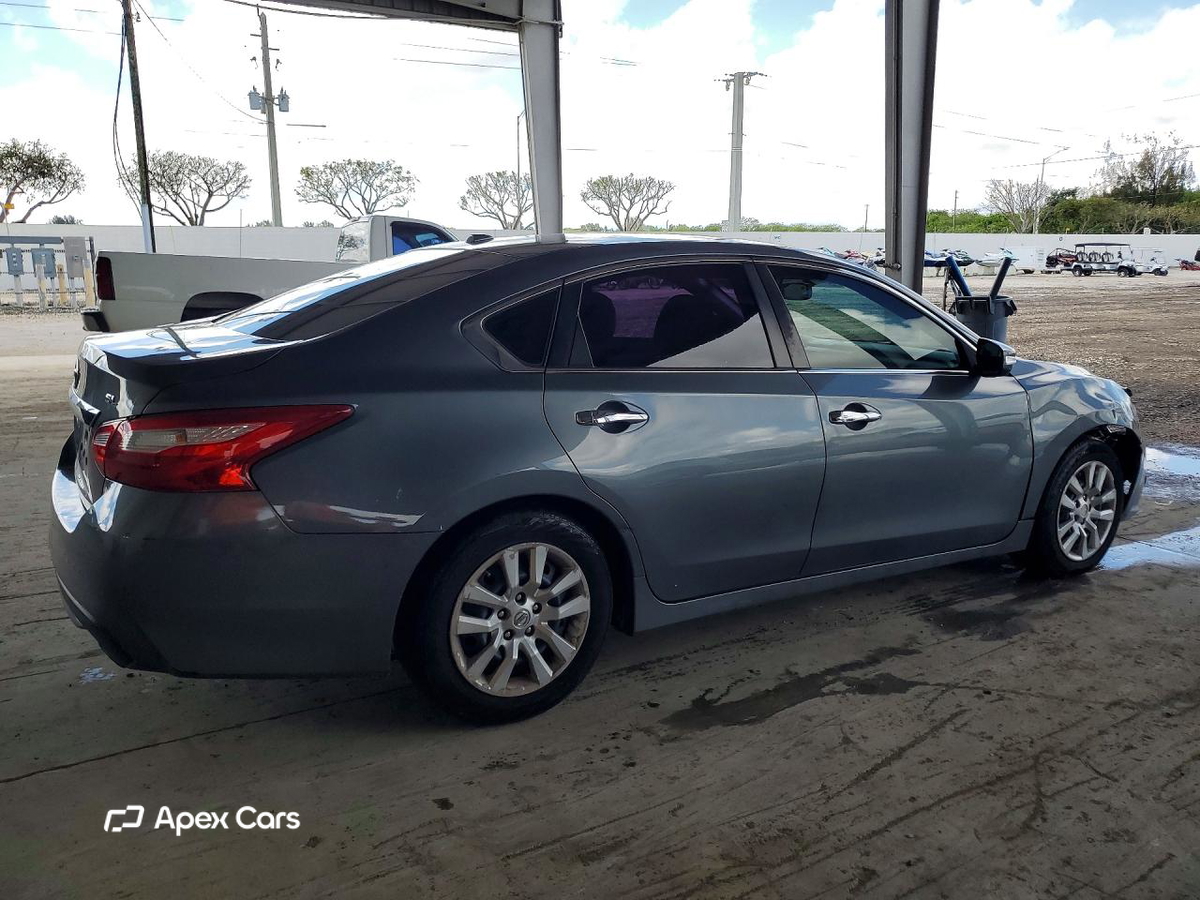 Nissan Altima 2017
