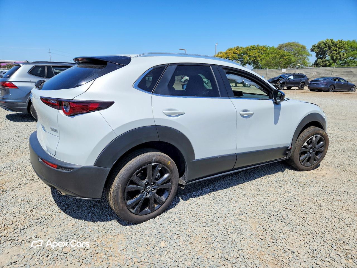 Mazda CX-30 2025