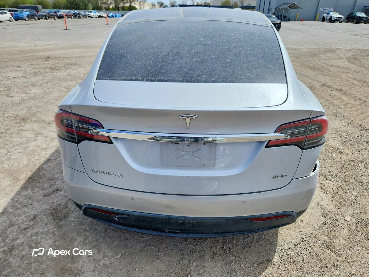 Tesla Model X 2016