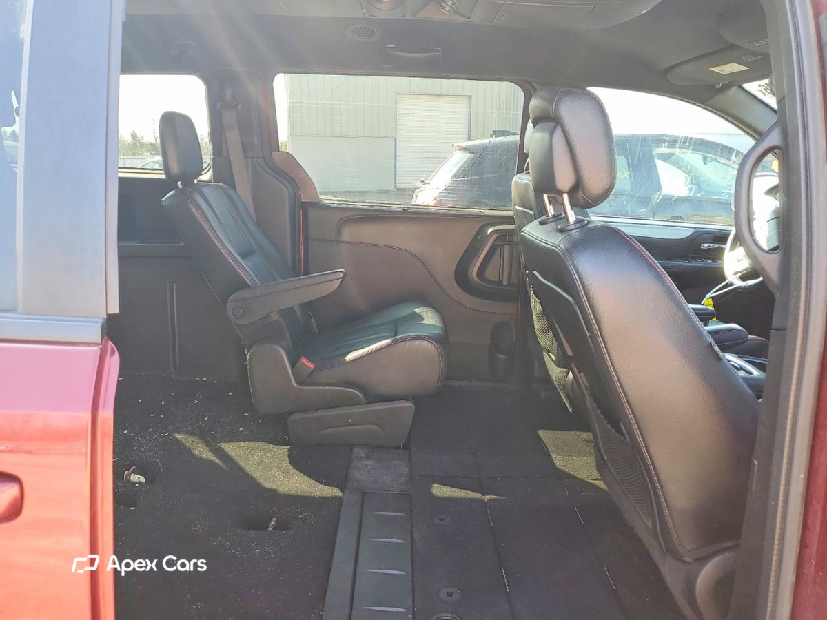 Dodge Caravan 2018