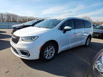 Chrysler Pacifica 2023