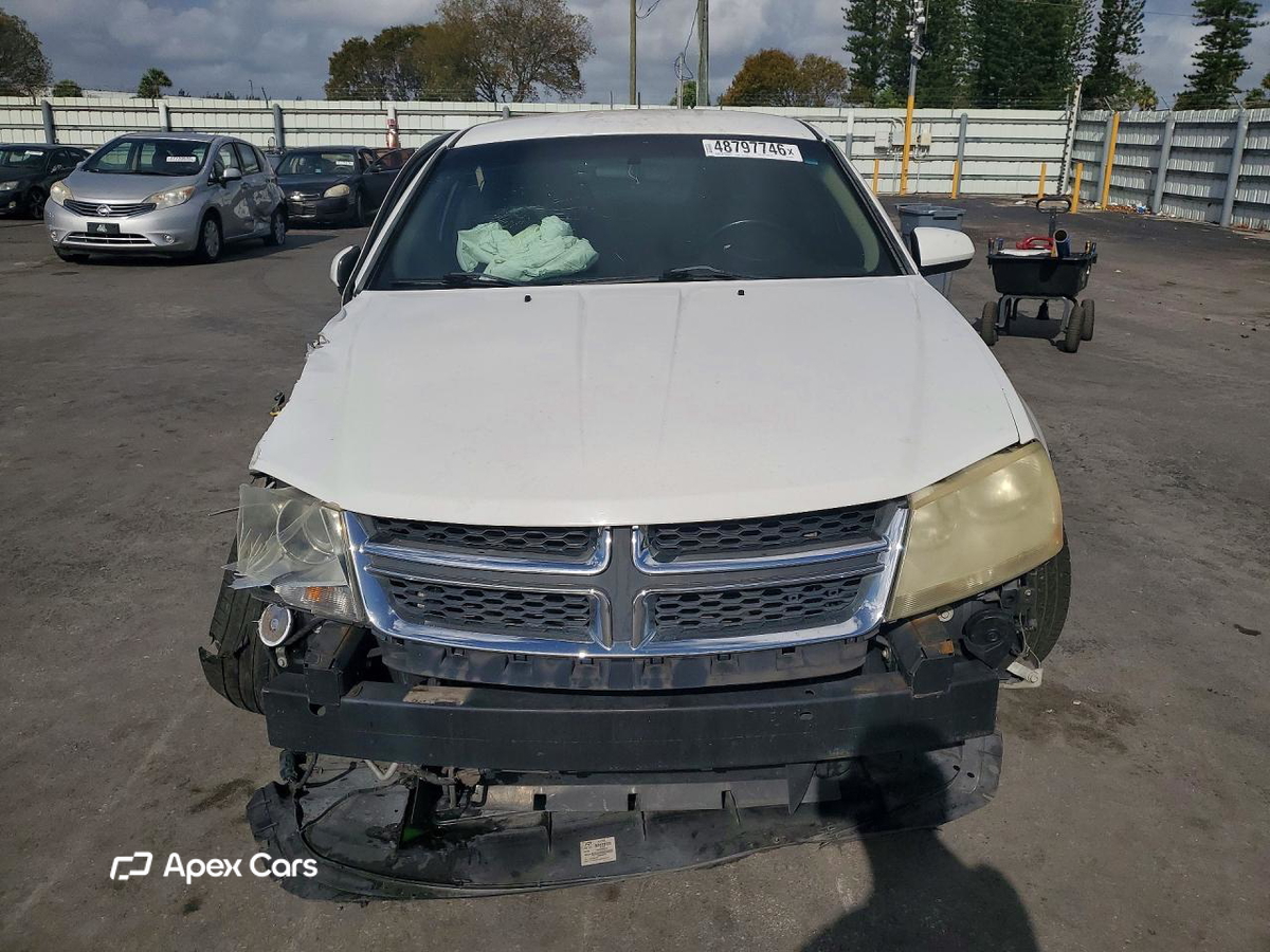 Dodge Avenger 2011
