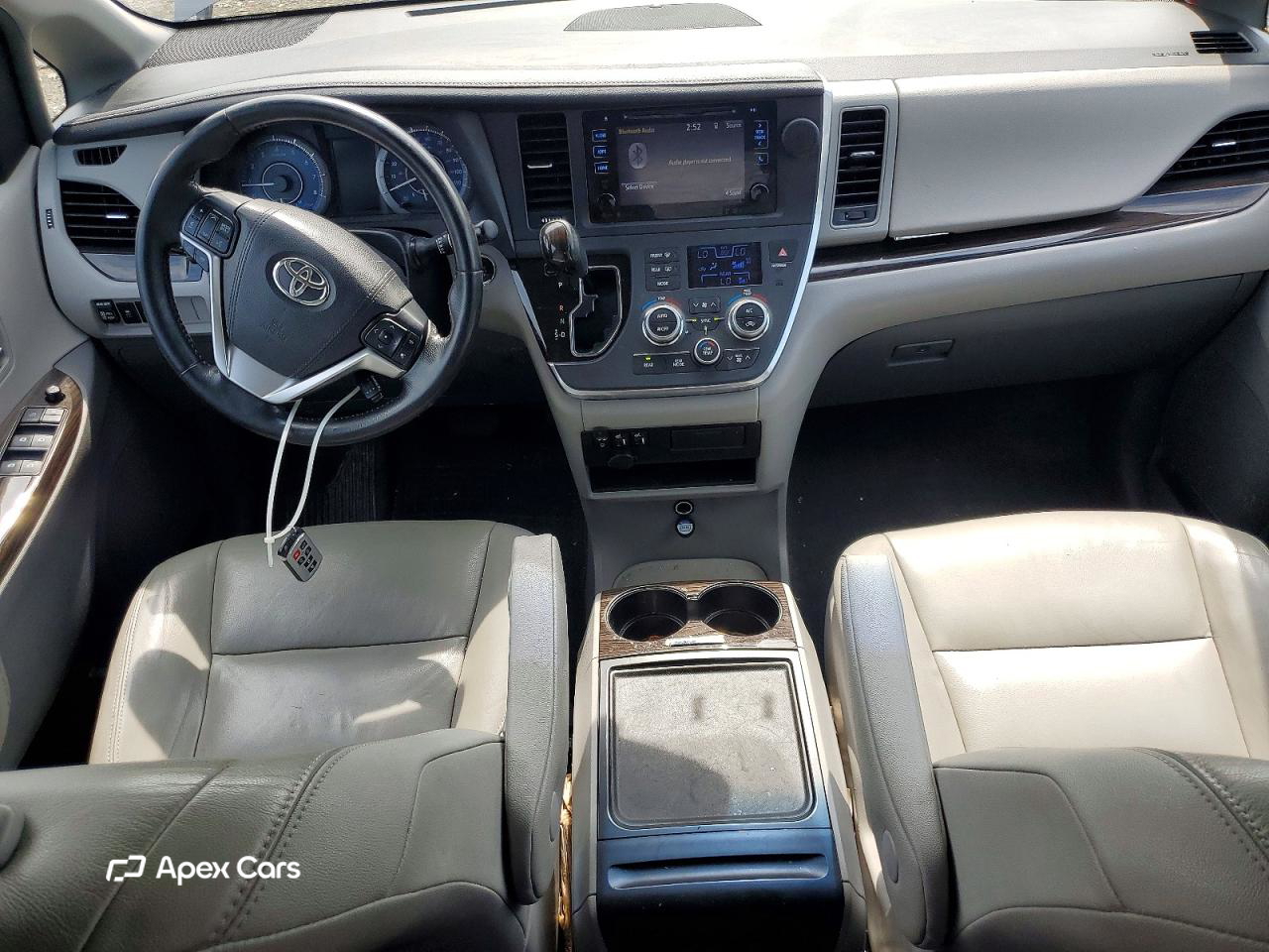 Toyota Sienna 2015