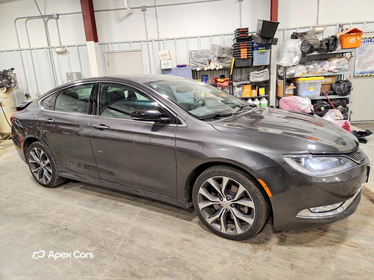 Chrysler 200 2015