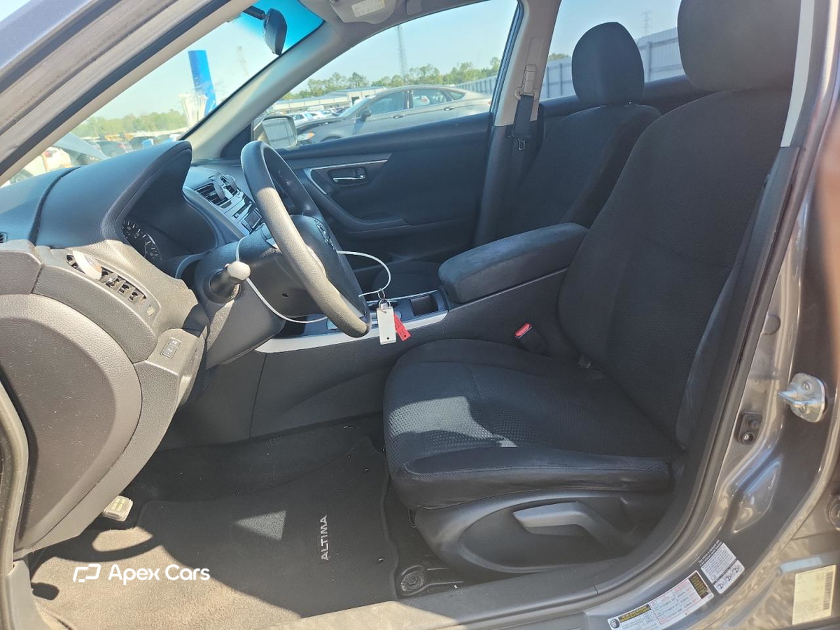Nissan Altima 2015