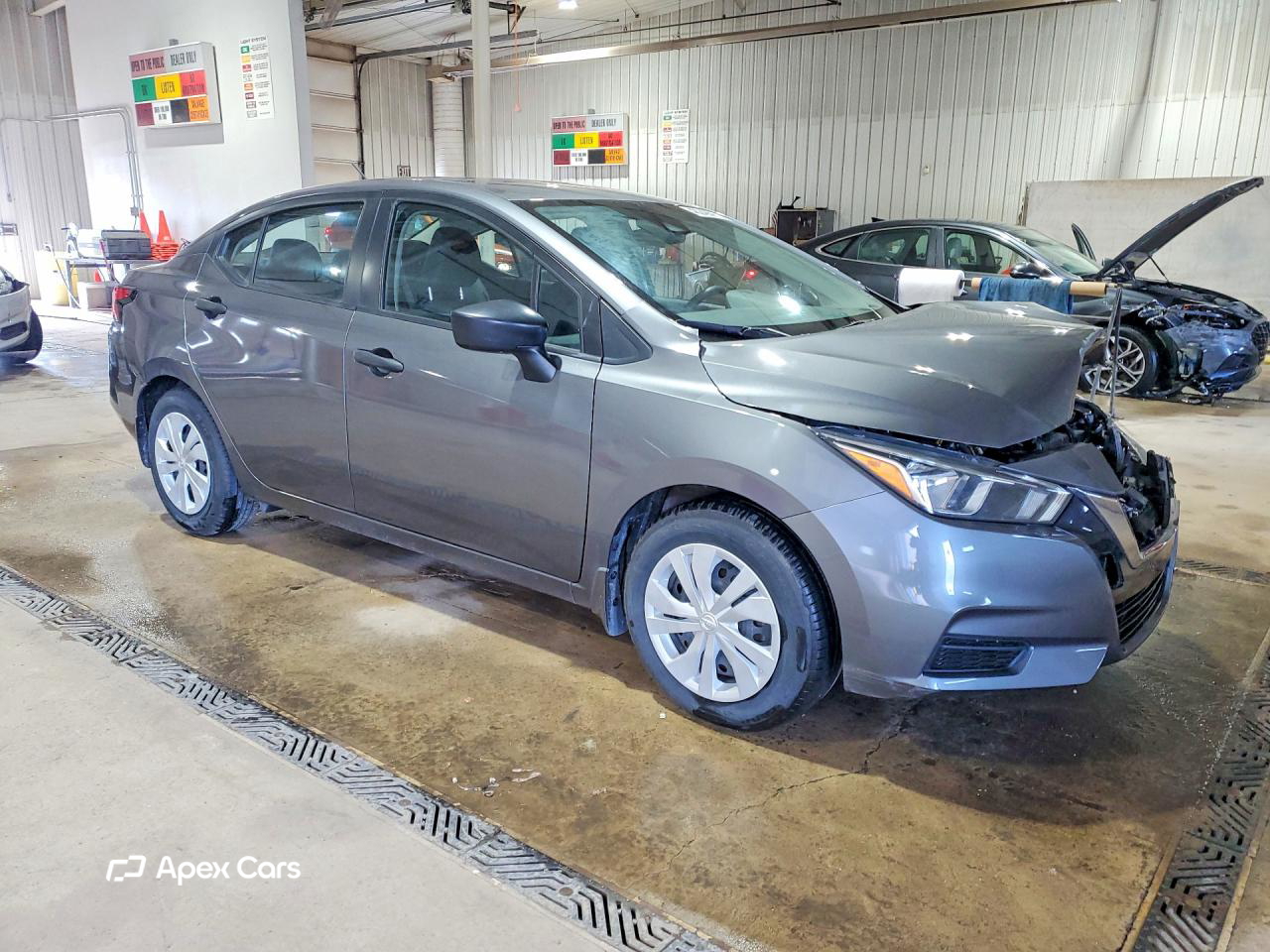 Nissan Versa 2021