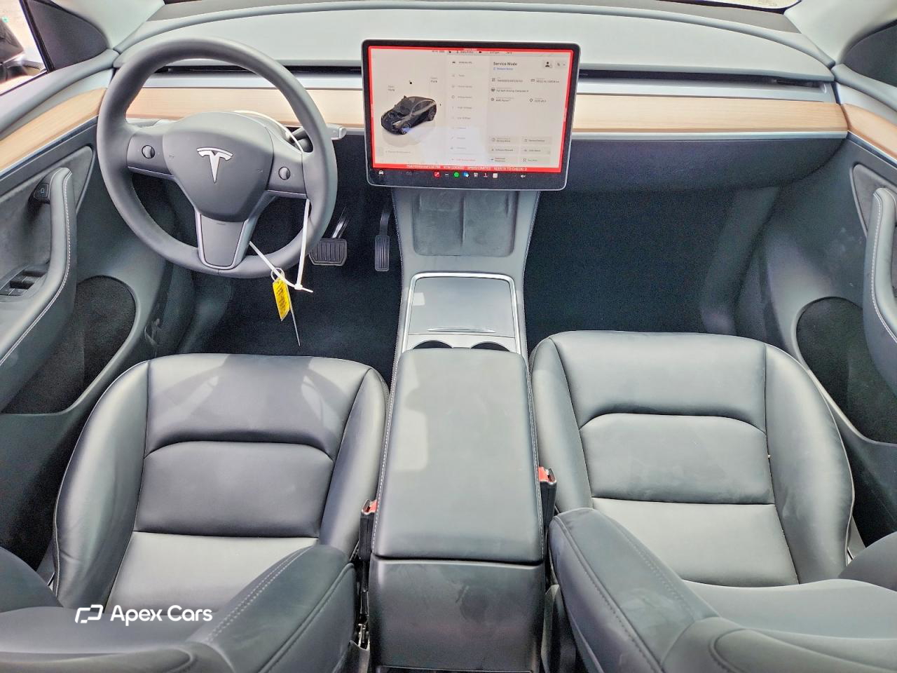 Tesla Model Y 2025