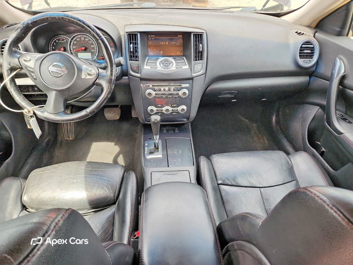 Nissan Maxima 2014