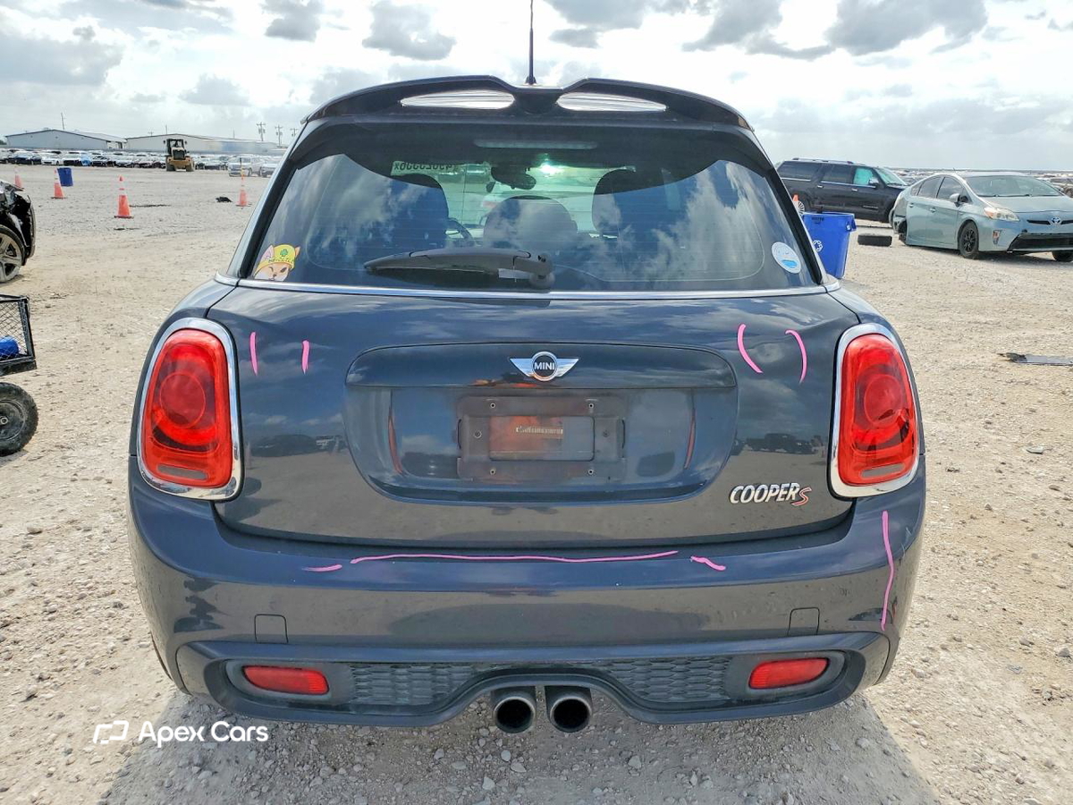 MINI Cooper 2015