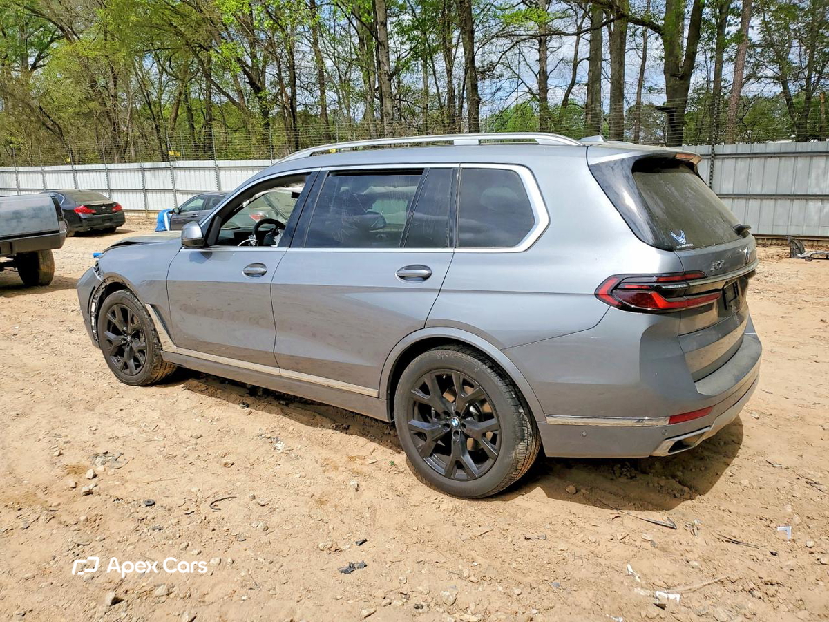 BMW X7 2025