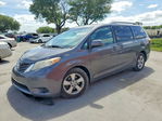 Toyota Sienna 2015