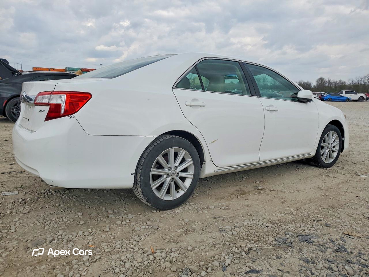 Toyota Camry 2012