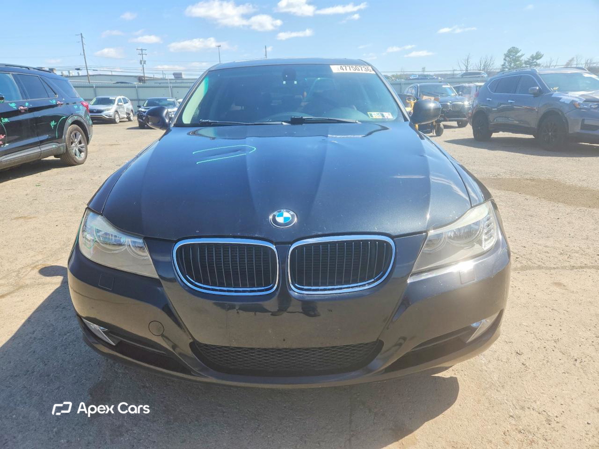 BMW Series 3 2011