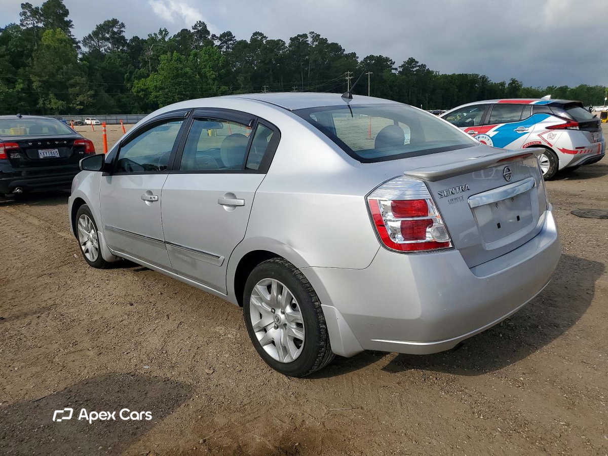 Nissan Sentra 2011