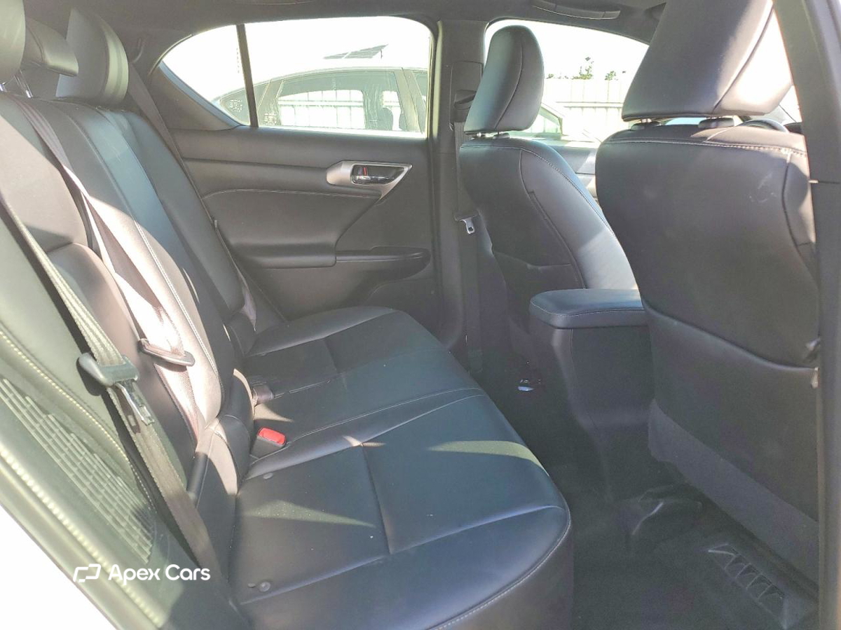 Lexus CT 2015