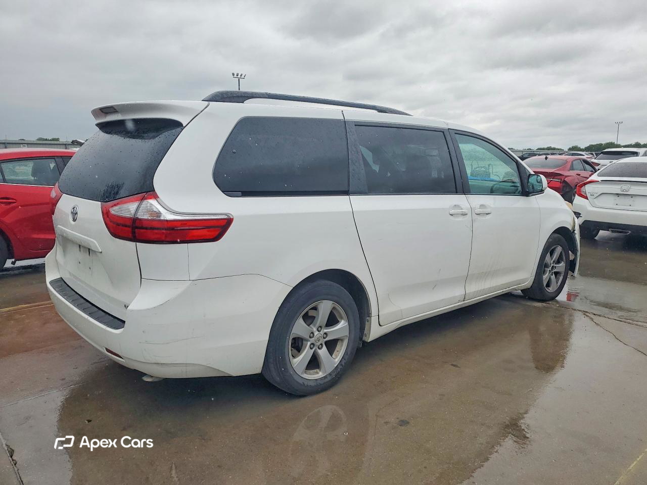 Toyota Sienna 2016