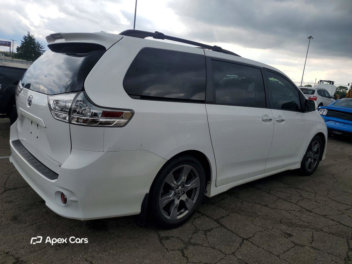 Toyota Sienna 2018