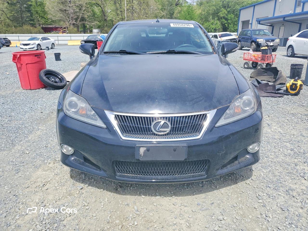 Lexus IS 2011