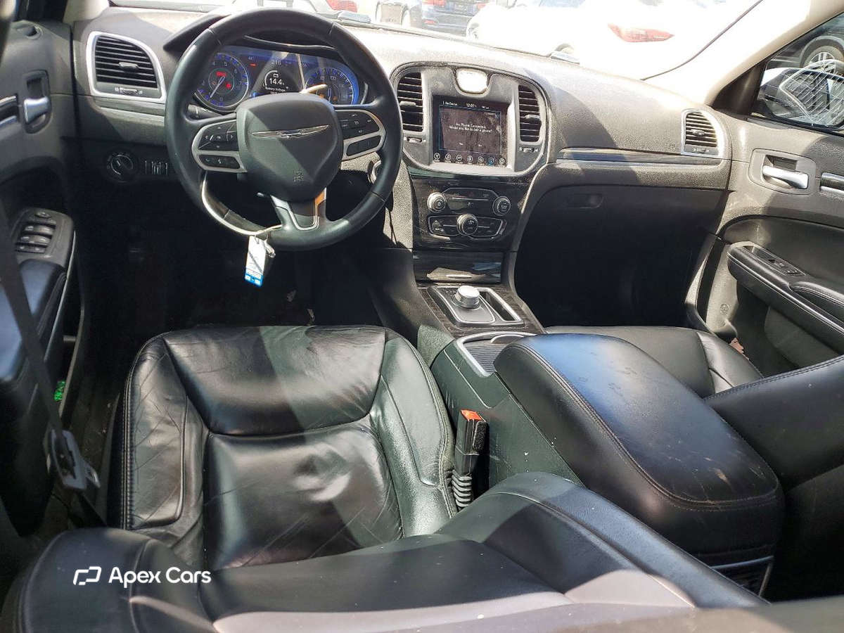 Chrysler 300 2017