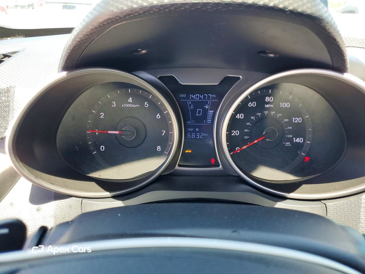 Hyundai Veloster 2012