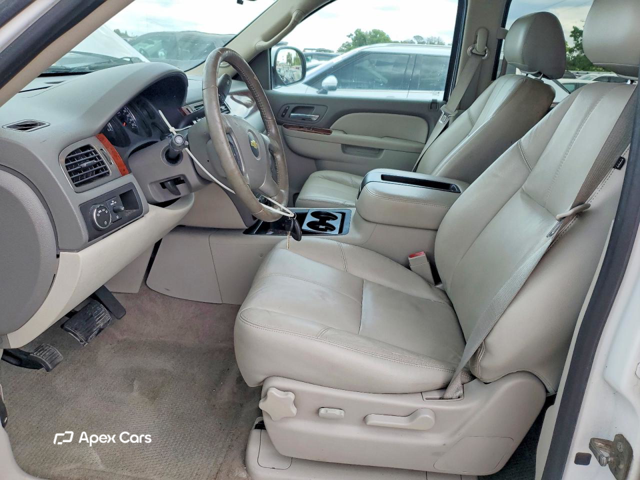 Chevrolet Suburban 2012