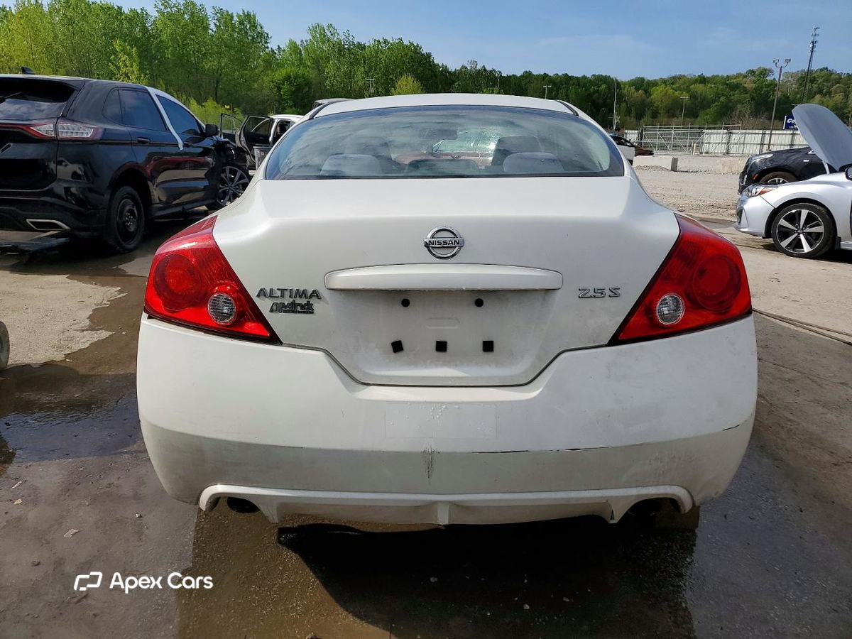 Nissan Altima 2012