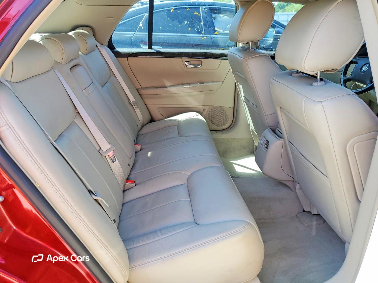Cadillac DTS 2011