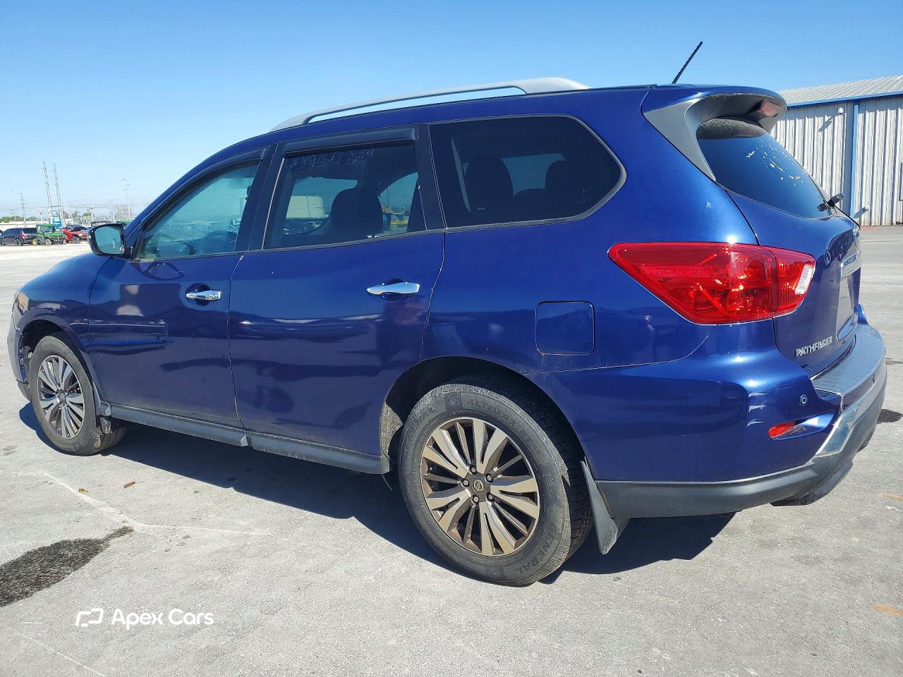Nissan Pathfinder 2017