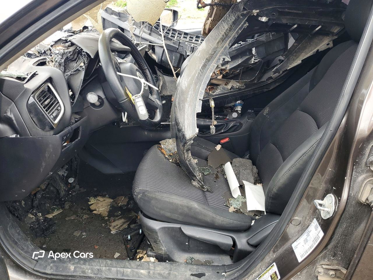 Mazda 3 2015