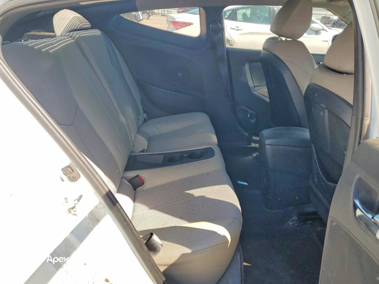 Hyundai Veloster 2012