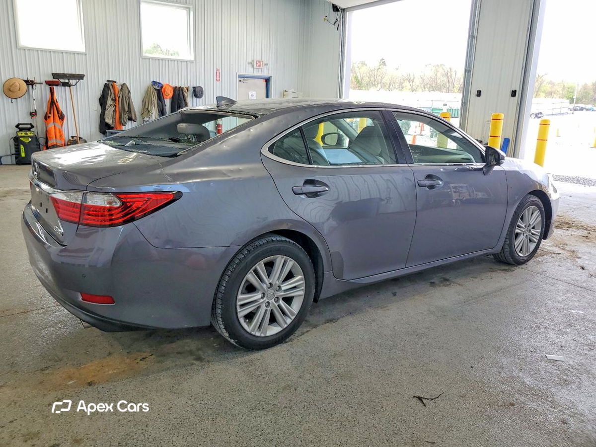 Lexus ES 2015