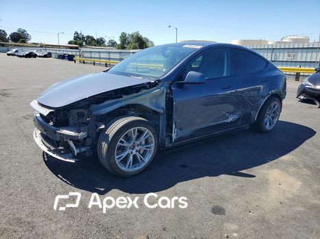 Tesla Model Y 2023 - Image 1 of 14