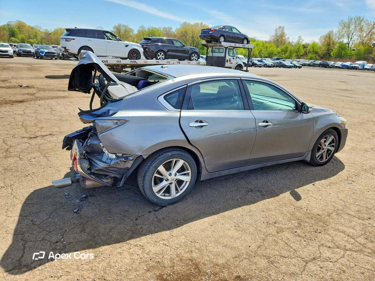 Nissan Altima 2015