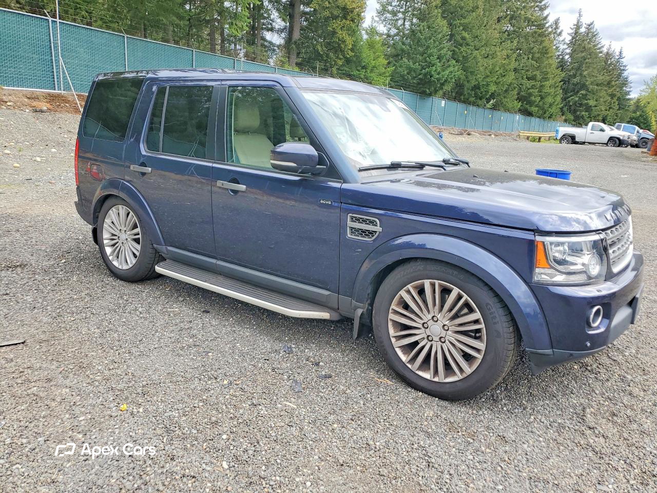 Land Rover LR4 2016