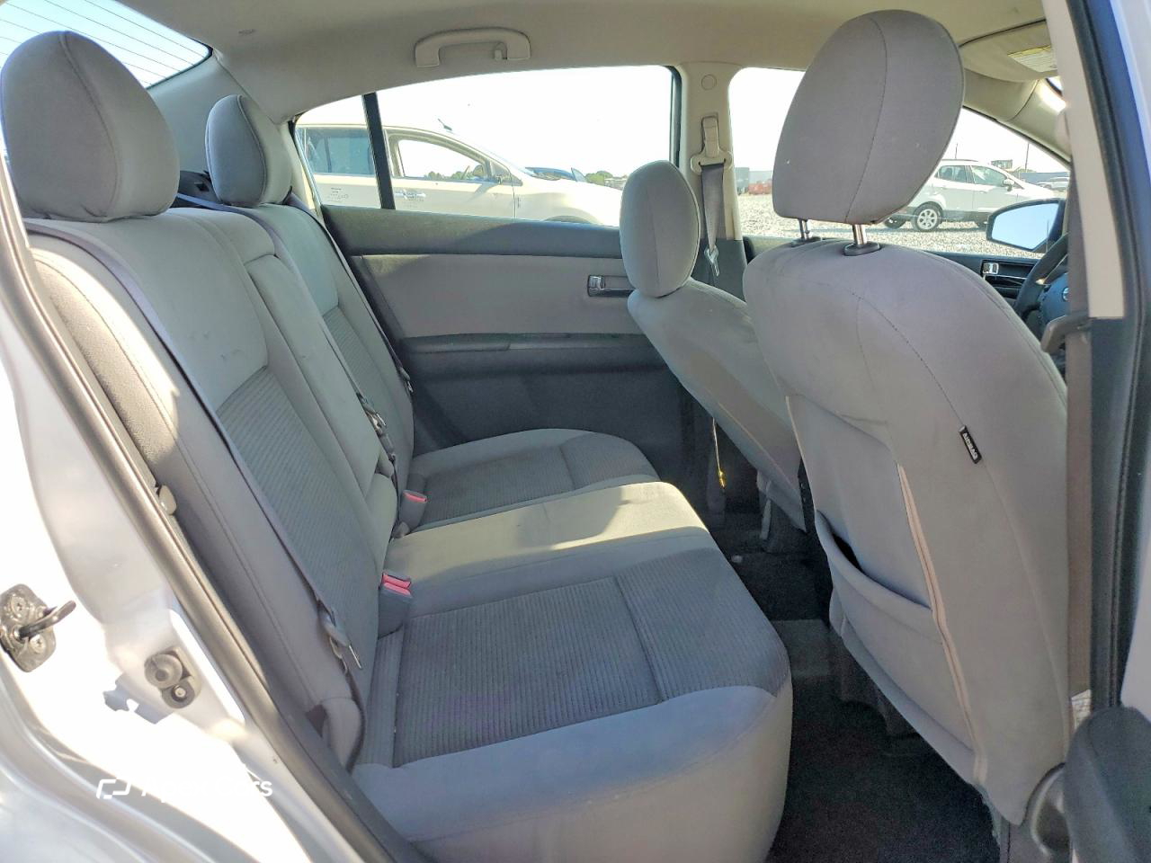 Nissan Sentra 2012