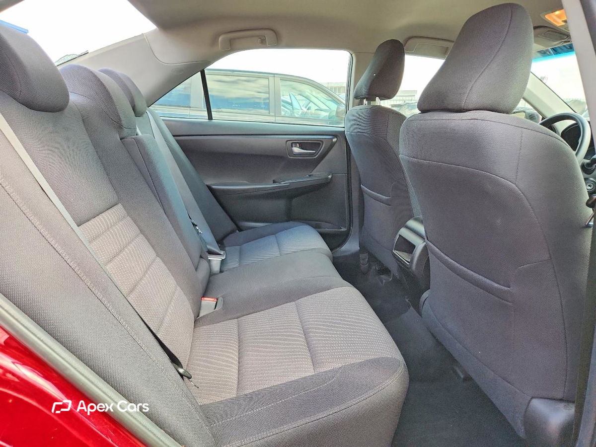 Toyota Camry 2017