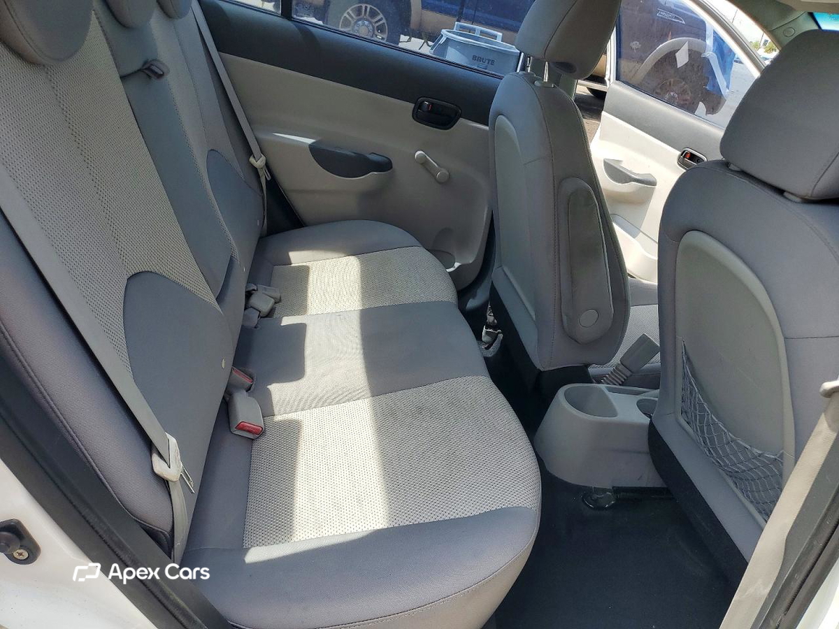 Hyundai Accent 2010