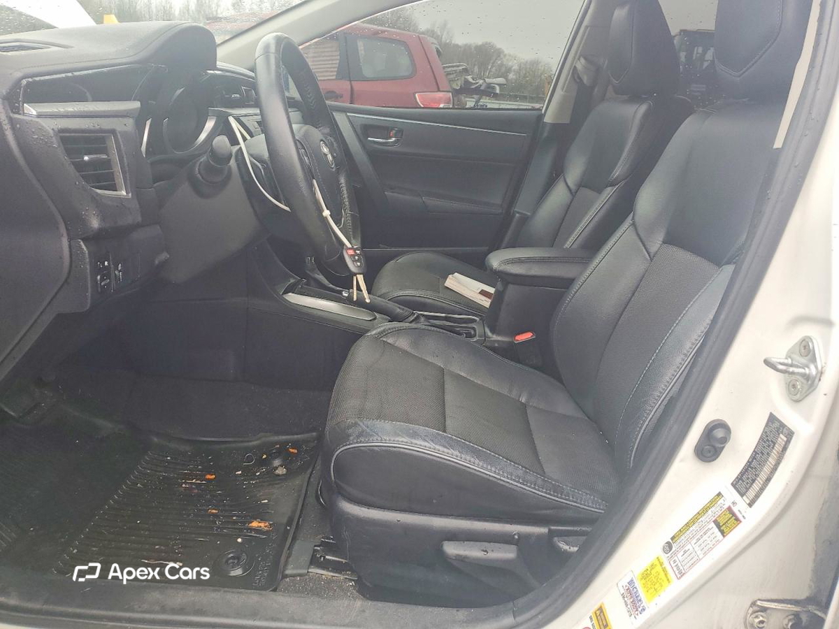 Toyota Corolla 2015