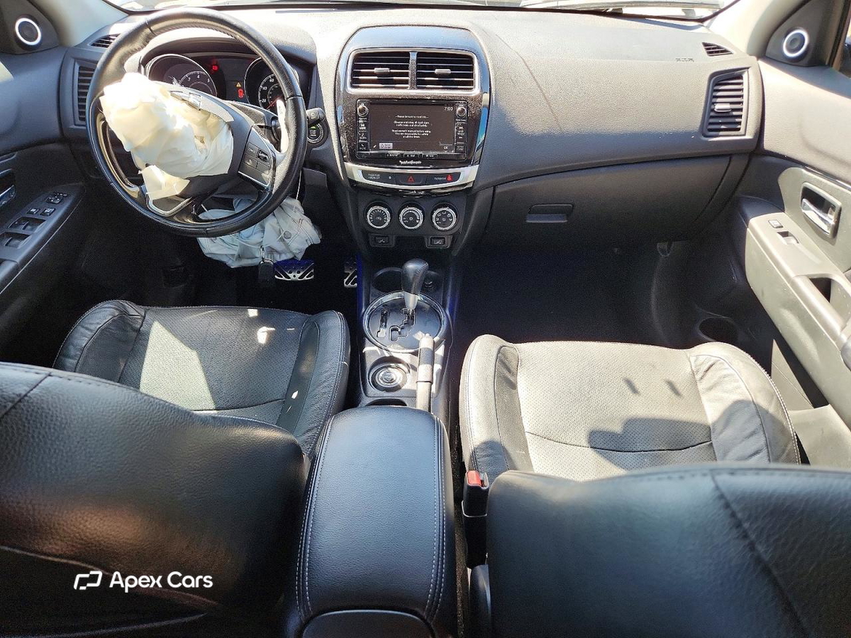 Mitsubishi Outlander 2016