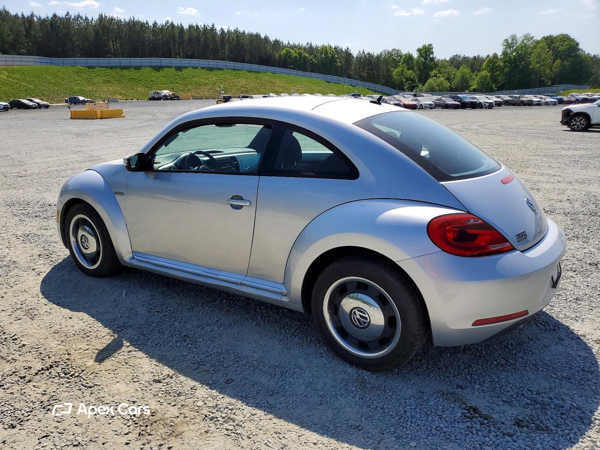 Volkswagen Beetle 2012