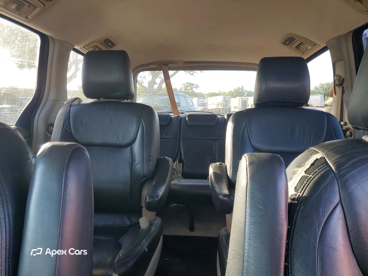 Toyota Sienna 2010