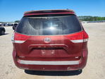 Toyota Sienna 2011